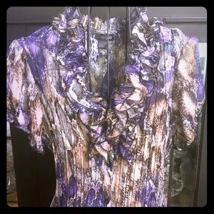 - - East 5th Short Sleeves Ruffled Blouse (M)